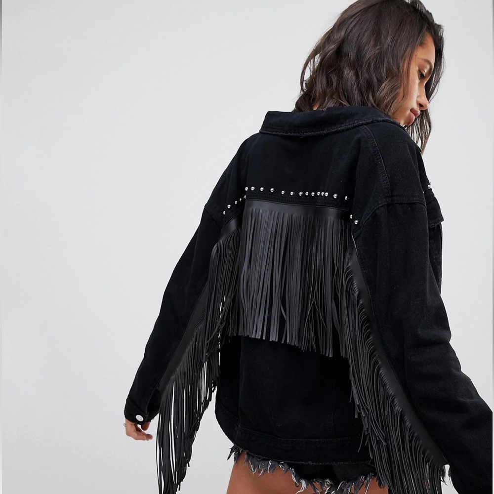 MISSGUIDED Fringe Studded Denim Jacket